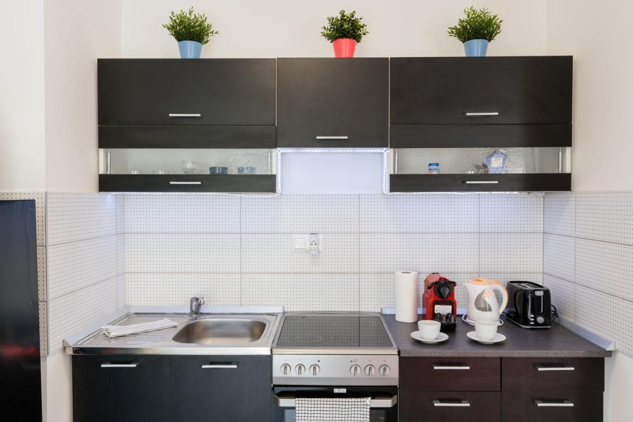 New Blue Danube Apartment With Balcony And Parking ブダペスト エクステリア 写真